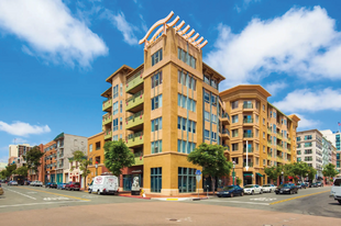 330-332 J St, San Diego CA - Services immobiliers commerciaux