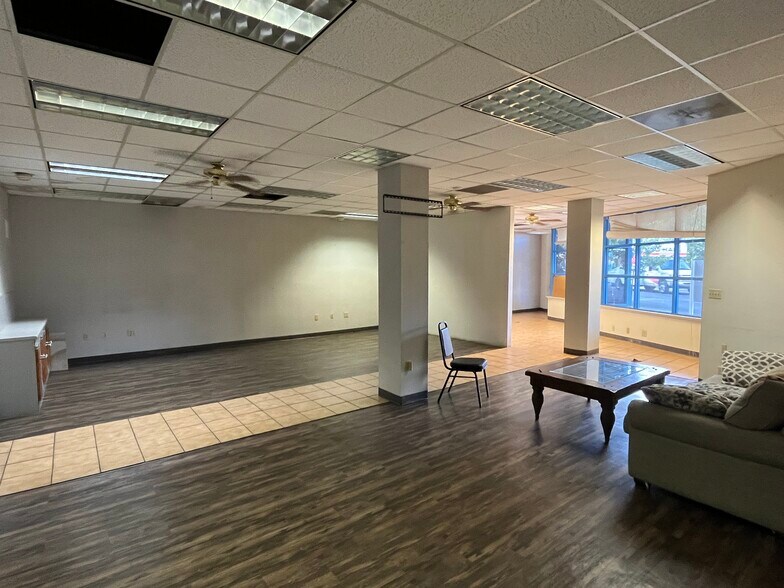 3121 Broadway, Sacramento, CA à vendre - Photo du bâtiment - Image 3 de 22