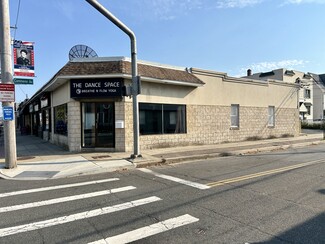 Plus de détails pour 41 Main St, East Rockaway, NY - Vente au détail à louer