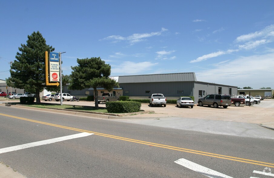 600 N Ann Arbor Ave, Oklahoma City, OK à louer - Photo du bâtiment - Image 2 de 3