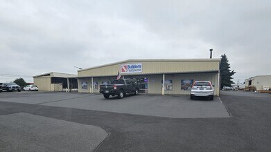 642 Commerce Ave, Longview, WA à louer Photo intérieure- Image 1 de 18