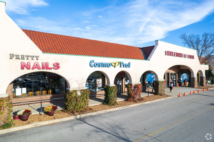 405-493 Lake Cook Rd, Deerfield, IL for lease - Building Photo - Image 2 of 17