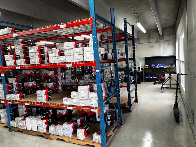 7851-7863 NW 46th St, Doral, FL à louer - Photo du bâtiment - Image 1 de 19