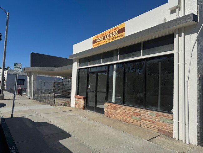 Plus de détails pour 124 N Catalina Ave, Redondo Beach, CA - Commerce de détail à louer
