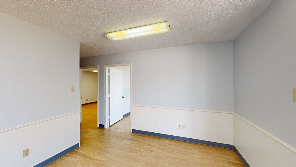 10930 Switzer Ave, Dallas, TX for lease - Matterport 3D Scan - Image 2 of 18