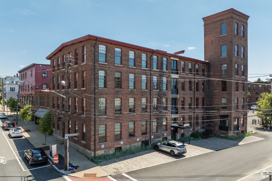 161 Exchange St, Pawtucket, RI for lease - Primary Photo - Image 1 of 26