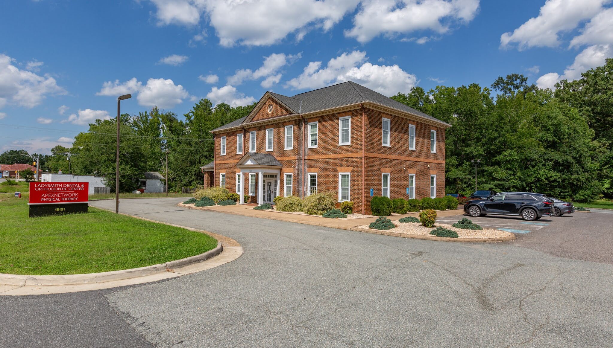 18121 Patriot Hwy, Ruther Glen, VA for lease Building Photo- Image 1 of 11