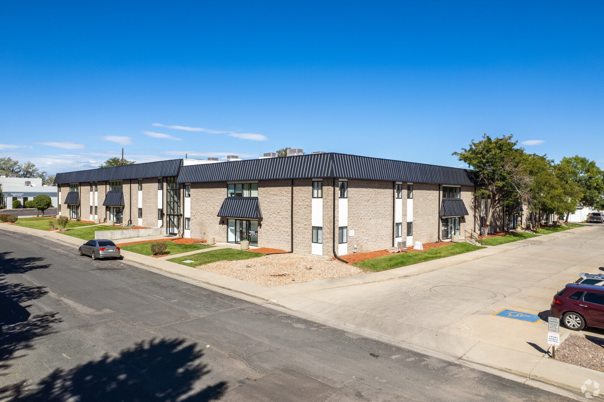 2175 S Jasmine St, Denver, CO à louer Photo principale- Image 1 de 13