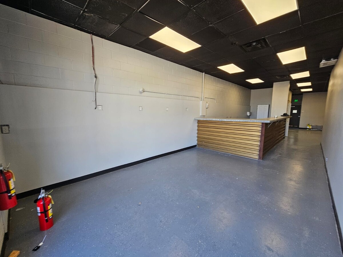 2517 Gresham Rd SE, Atlanta, GA 30316 - Unit 2517 -  - Interior Photo - Image 2 of 3