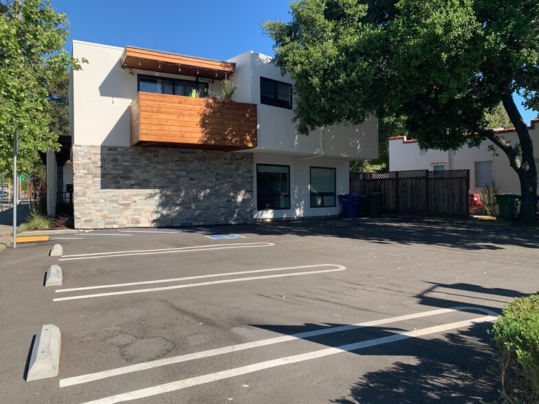 160-164 Los Gatos Saratoga Rd, Los Gatos, CA à louer - Photo du bâtiment - Image 2 de 12