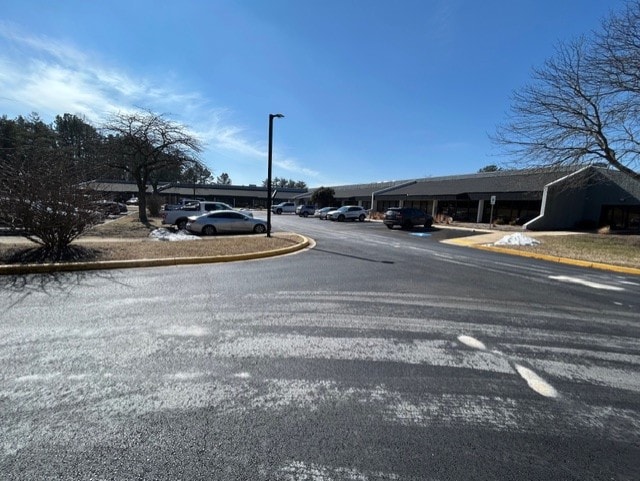 16201 Trade Zone Ave, Upper Marlboro, MD à louer - Photo du bâtiment - Image 1 de 13