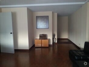 Calle de San Alejandro, 10, Madrid, Madrid for lease Interior Photo- Image 2 of 9