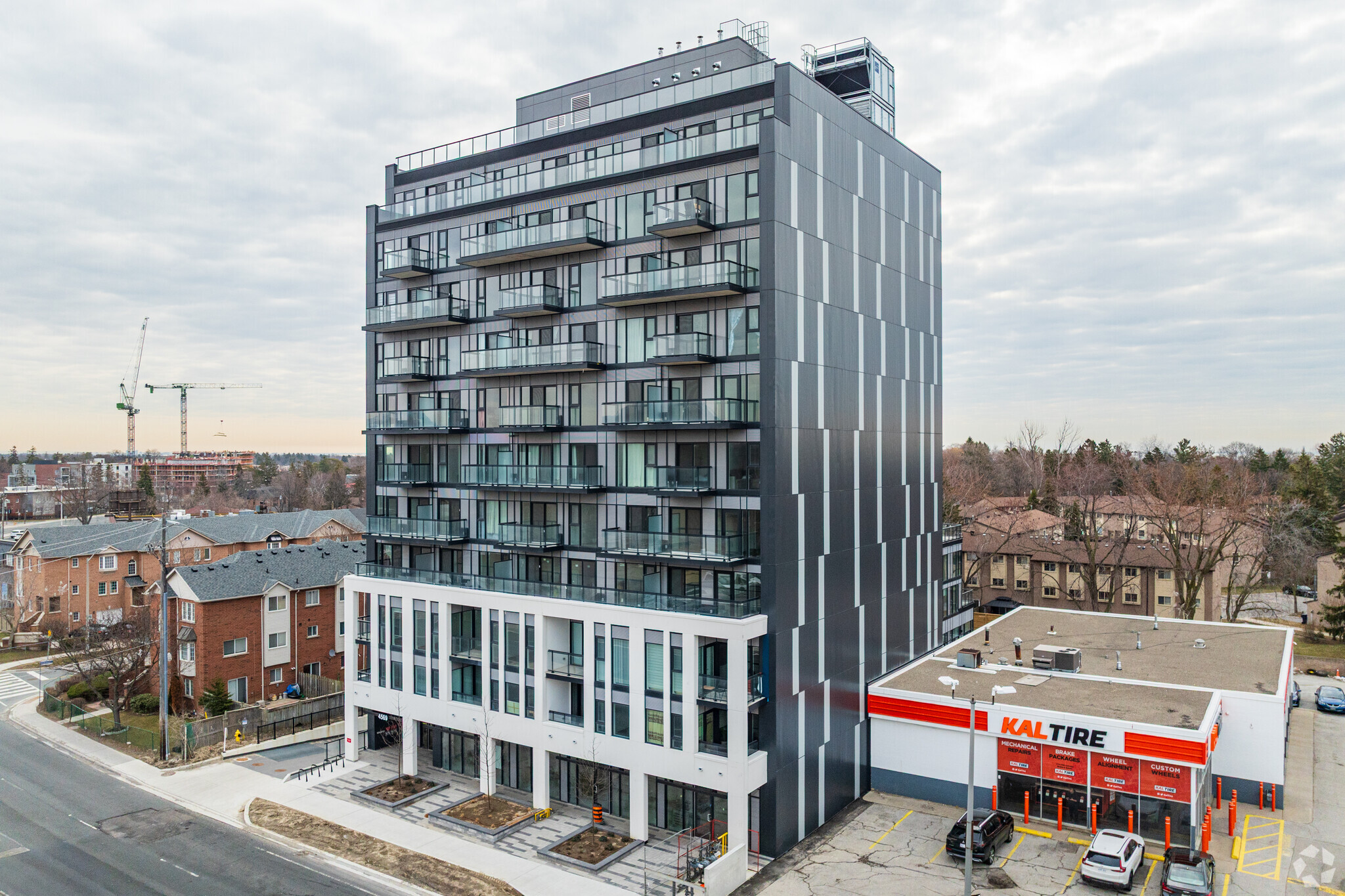4569 Kingston Rd, Toronto, ON à louer Photo principale- Image 1 de 4