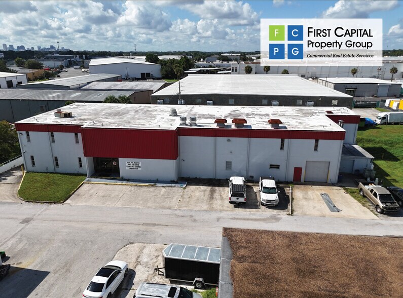 4220 N Orange Blossom Trl, Orlando, FL à louer - Photo intérieure - Image 3 de 3
