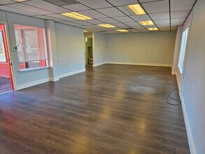 7025 N Lombard St, Portland, OR for lease Building Photo- Image 2 of 5