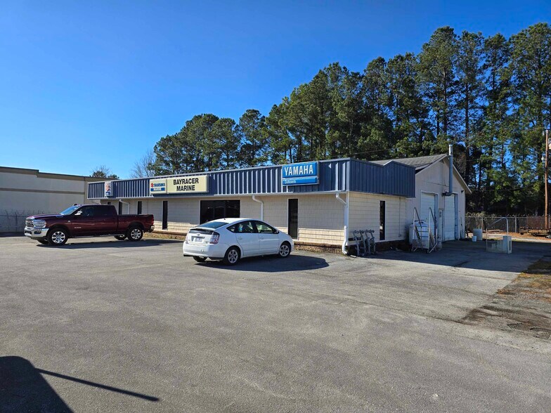 213 W US 70 Hwy, Havelock, NC à vendre - Photo du bâtiment - Image 3 de 18