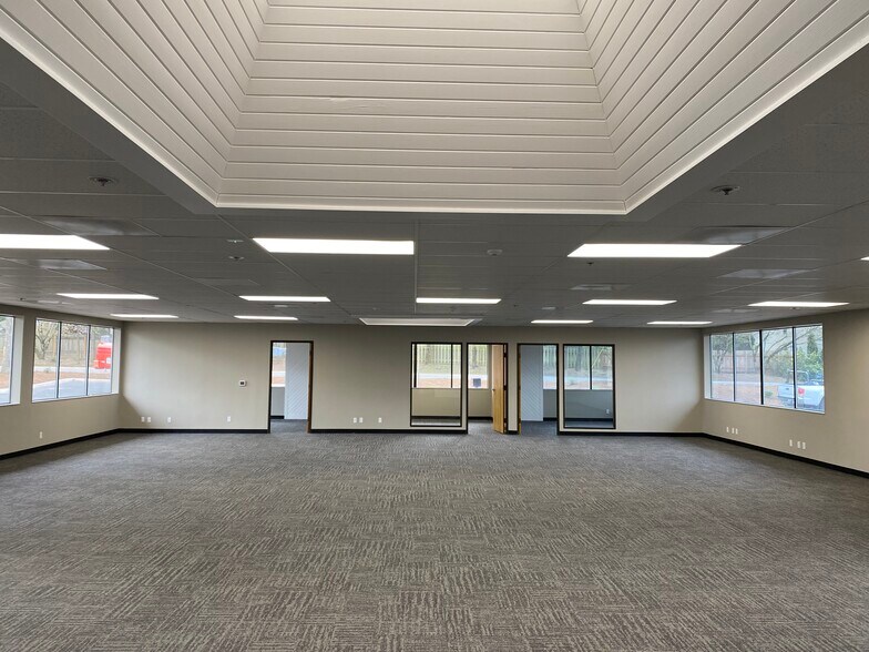 10189 SW Avery St, Tualatin, OR à louer - Photo intérieure - Image 2 de 13