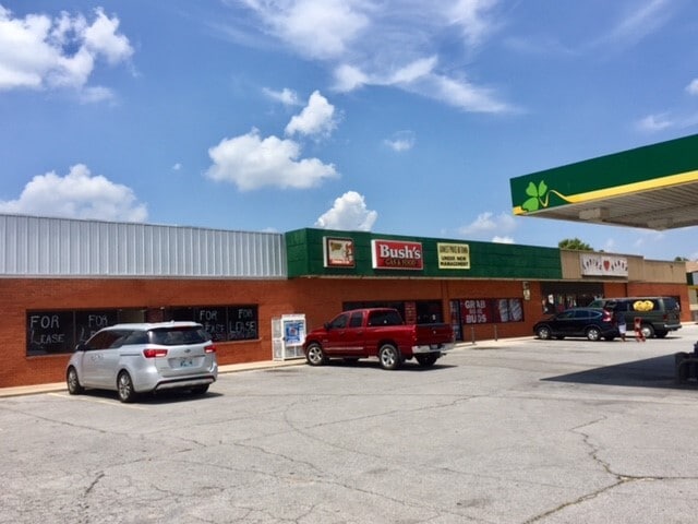 2202 NW Terrace Hills Blvd, Lawton, OK for lease Building Photo- Image 1 of 20