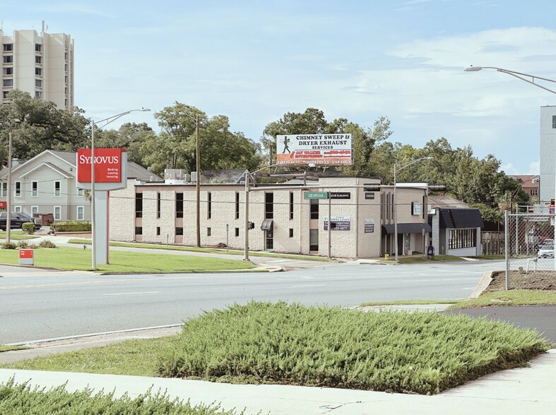541-547 N Monroe St, Tallahassee, FL à vendre - Photo du bâtiment - Image 2 de 3
