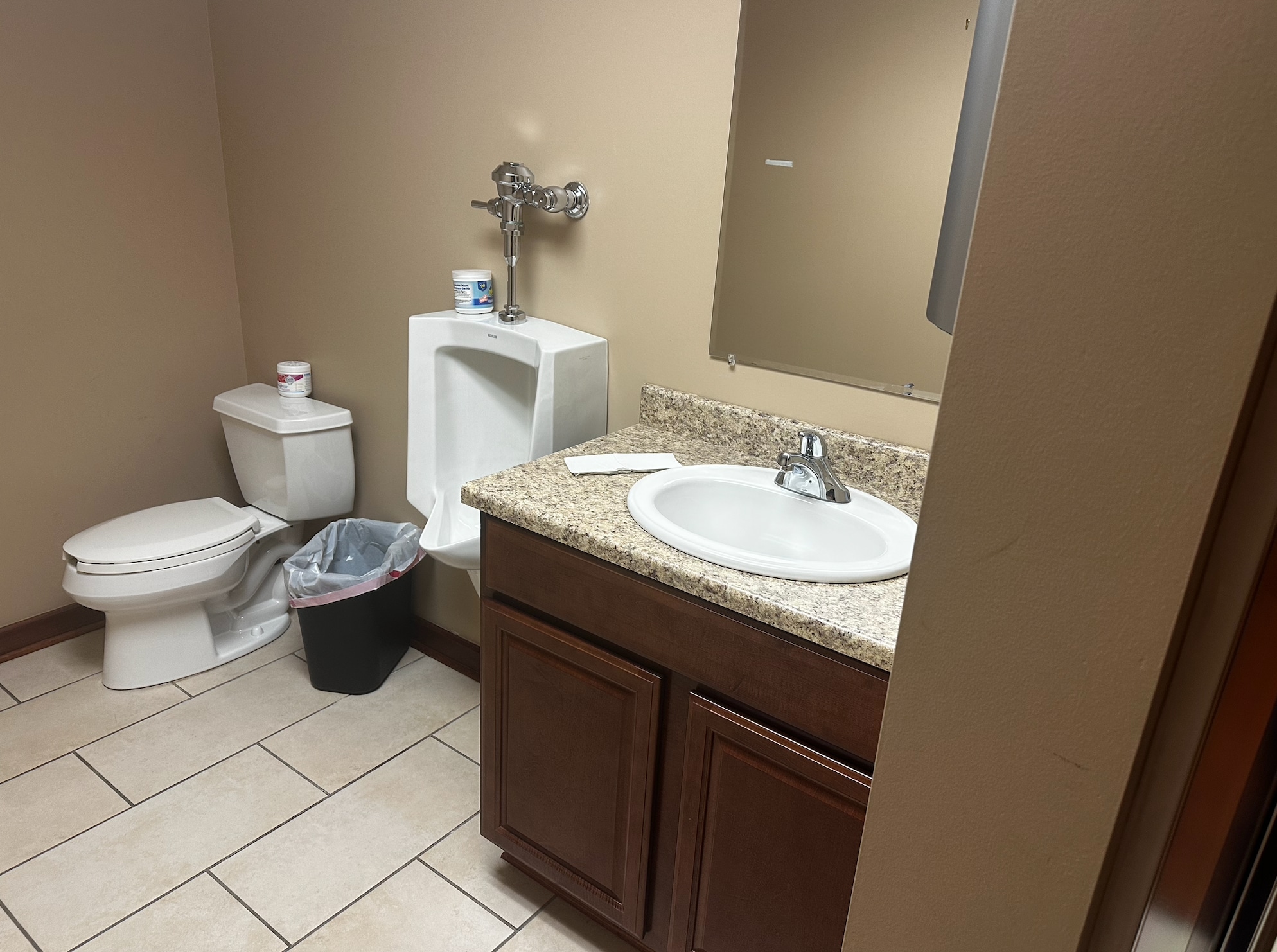 6264 S Sunbury Rd, Westerville, OH for lease Interior Photo- Image 1 of 16