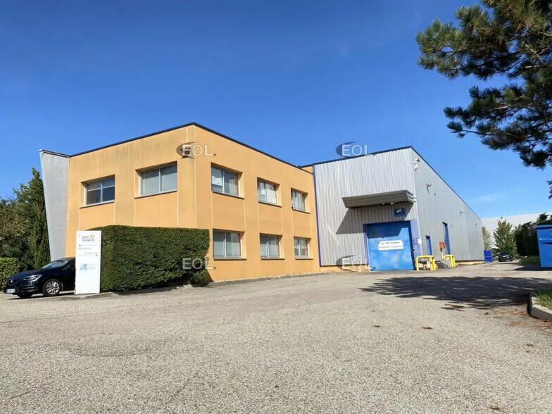 Industriel dans Chaponost à vendre - Photo du bâtiment - Image 3 de 18