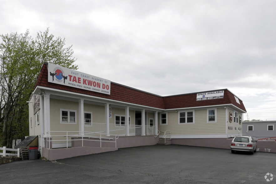 32 Berwick Ct, Fairfield, CT for lease - Primary Photo - Image 1 of 9