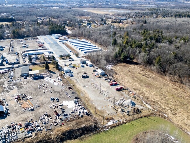 More details for 97 Sluse Rd, Holland Landing, ON - Land for Lease