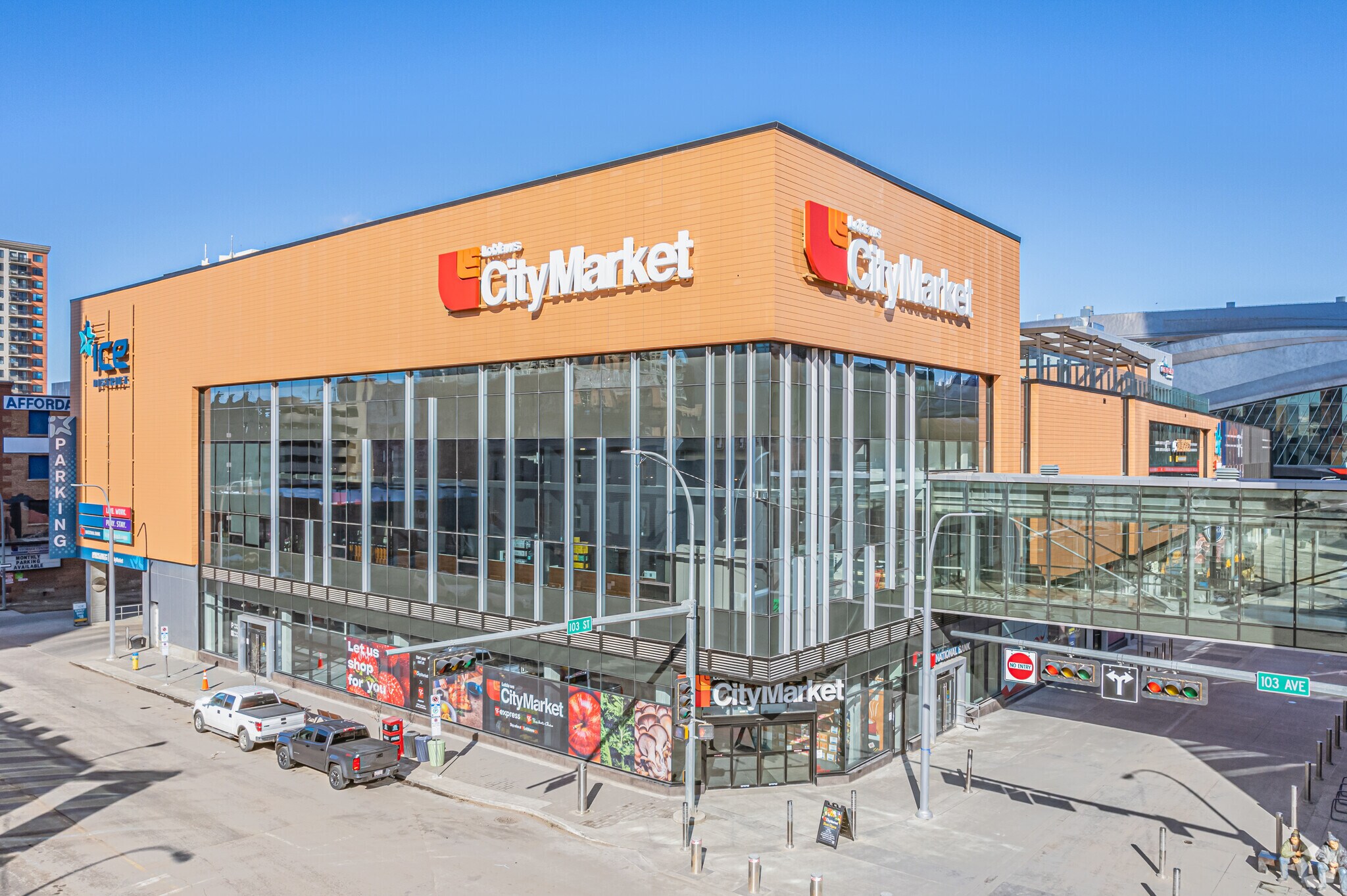 10308 103 St NW, Edmonton, AB à vendre Photo principale- Image 1 de 8