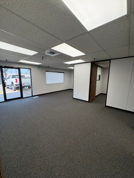 5150-5160 Fox St, Denver, CO à louer - Photo intérieure - Image 3 de 6