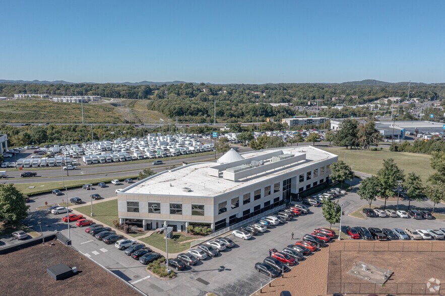 5380 Hickory Hollow Pky, Nashville, TN à louer - Photo du bâtiment - Image 3 de 43