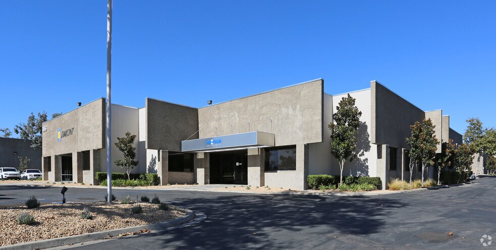 3853 Calle Fortunada, San Diego, CA à louer - Photo du bâtiment - Image 2 de 6