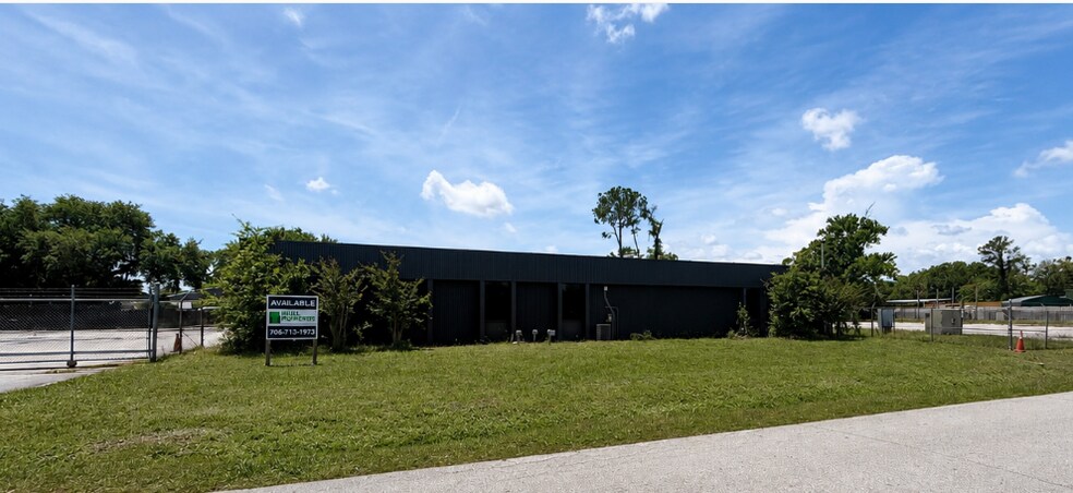 2502 Rolac Rd, Jacksonville, FL à louer - Photo du bâtiment - Image 2 de 11
