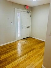 612 S 3rd St, Las Vegas, NV à louer Photo intérieure- Image 2 de 4