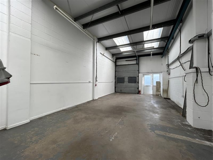 Gilston Rd, Saltash for lease Interior Photo- Image 1 of 4