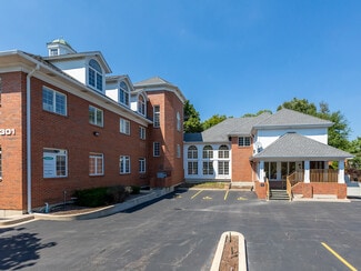 Plus de détails pour 301 W Roosevelt Rd, Wheaton, IL - Bureau à louer