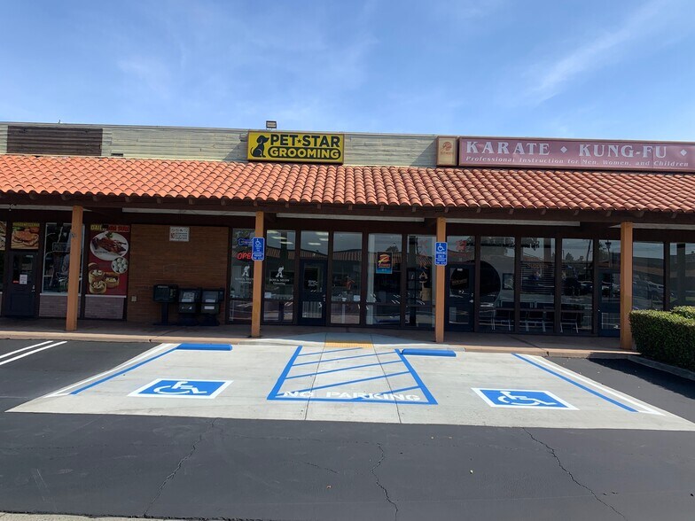 2060 S Euclid, Anaheim, CA à louer - Photo du bâtiment - Image 3 de 6