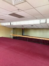 215 Warren St, Bridgeport, CT for lease Interior Photo- Image 2 of 5