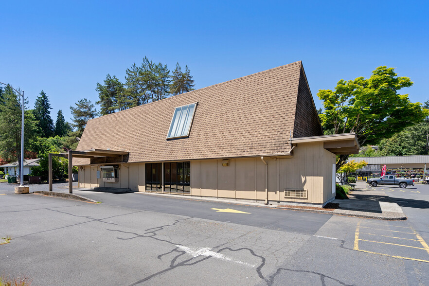 401 E Columbia River Hwy, Clatskanie, OR for lease - Building Photo - Image 1 of 12