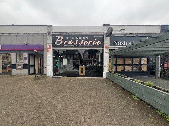 90 Station Rd, Londres à louer - Photo du bâtiment - Image 2 de 3