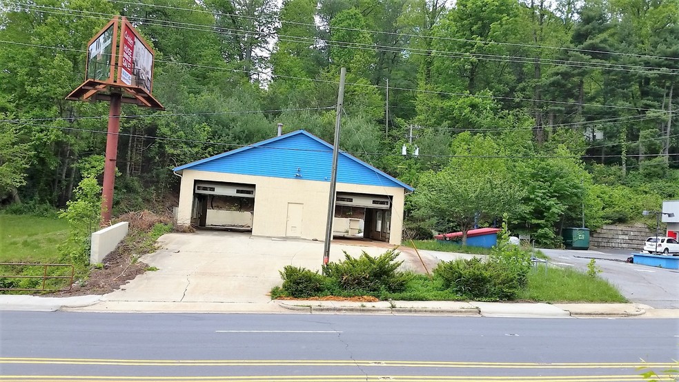 1271 Tunnel Rd, Asheville, NC à vendre - Photo du bâtiment - Image 1 de 1