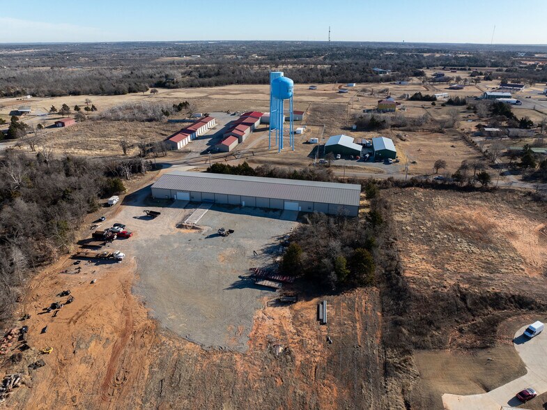 11535 Sooner Rd, Edmond, OK à vendre - Photo du bâtiment - Image 2 de 26