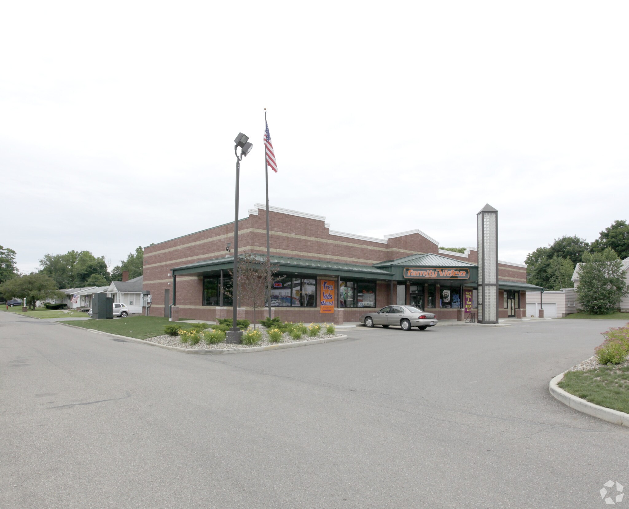 406-408 Coshocton Ave, Mount Vernon, OH à louer Photo du bâtiment- Image 1 de 4