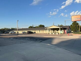 Plus de détails pour 1103 E B St, McCook, NE - Services hôteliers à vendre