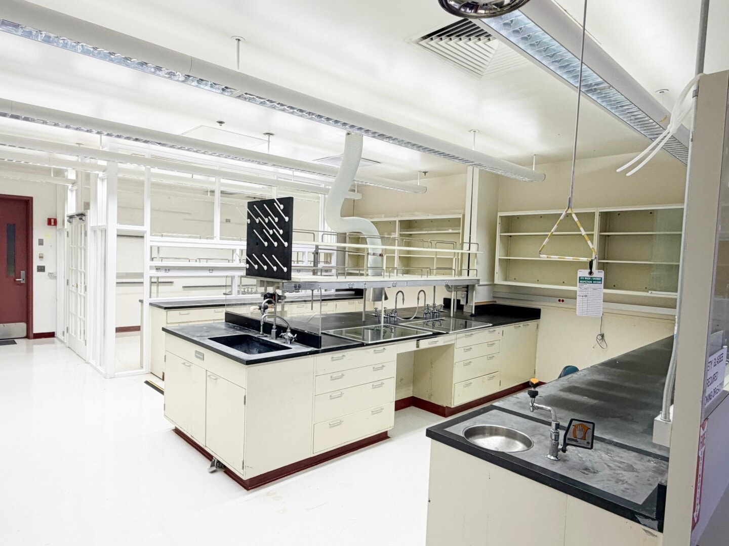 2600 Hilltop Dr, Richmond, CA for lease Interior Photo- Image 1 of 7
