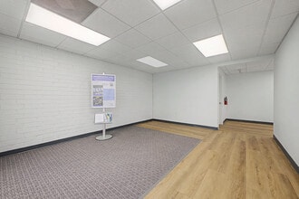 1349 South Park Dr, Kernersville, NC for lease Interior Photo- Image 2 of 10