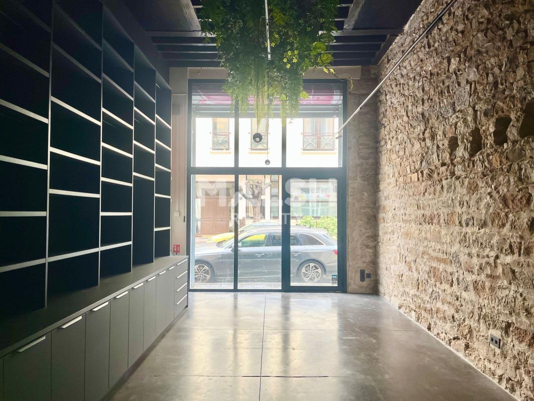 130 Rue Vauban, Lyon for lease Interior Photo- Image 1 of 7