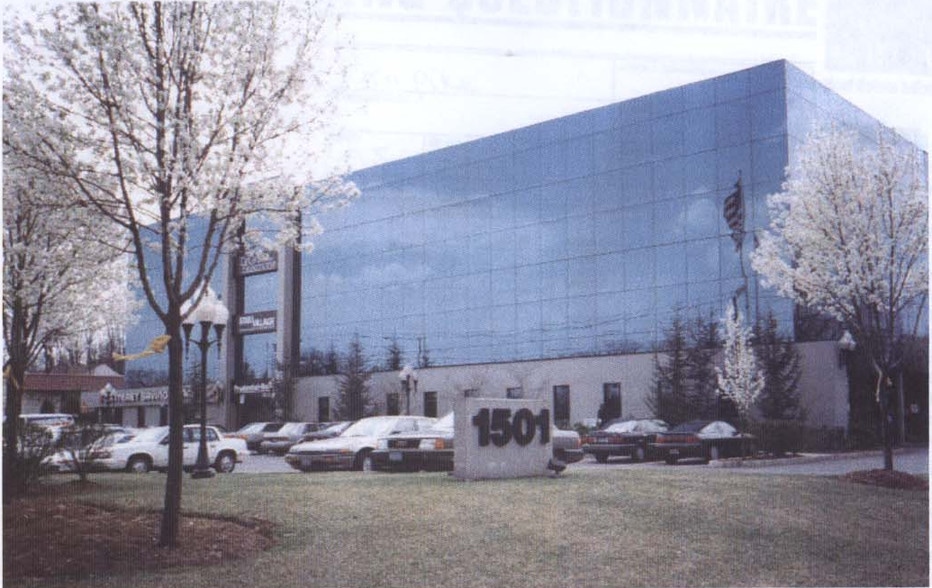 1501 Hamburg Tpke, Wayne, NJ for sale - Building Photo - Image 2 of 12