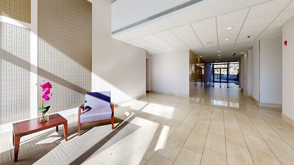 6525 The Corners Pky, Peachtree Corners, GA à louer - Numérisation 3D de Matterport - Image 3 de 42