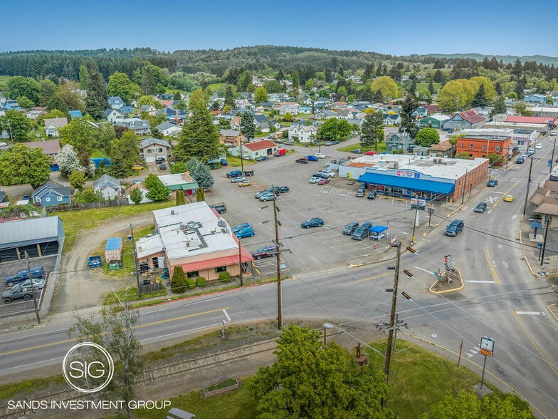 112 NE Main St, Willamina, OR à vendre - Photo du bâtiment - Image 1 de 5