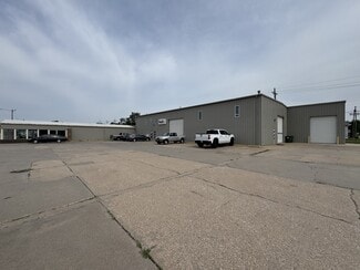More details for 930 E 4th Ave, Hutchinson, KS - Industrial for Sale